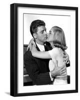 L'Homme aux abois (I Walk Alone) by Byron Haskin with Burt Lancaster and Lizabeth Scott, 1948 (b/w -null-Framed Photo