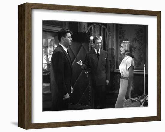 L'Homme aux abois (I Walk Alone) by Byron Haskin with Burt Lancaster, Kirk Douglas, Lizabeth Scott,-null-Framed Photo