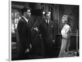 L'Homme aux abois (I Walk Alone) by Byron Haskin with Burt Lancaster, Kirk Douglas, Lizabeth Scott,-null-Framed Photo