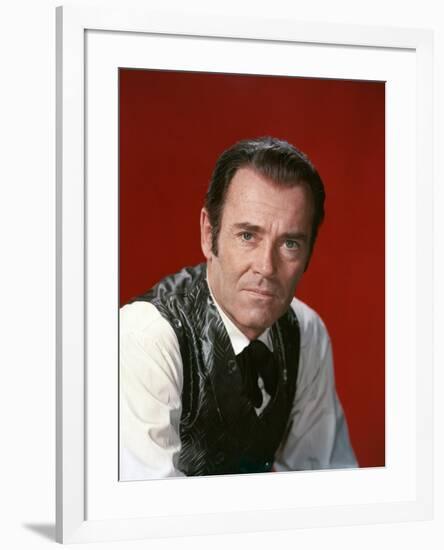 L'Homme aux colts d'or WARLOCK by EdwardDmytryk with Henry Fonda, 1959 (photo)-null-Framed Photo