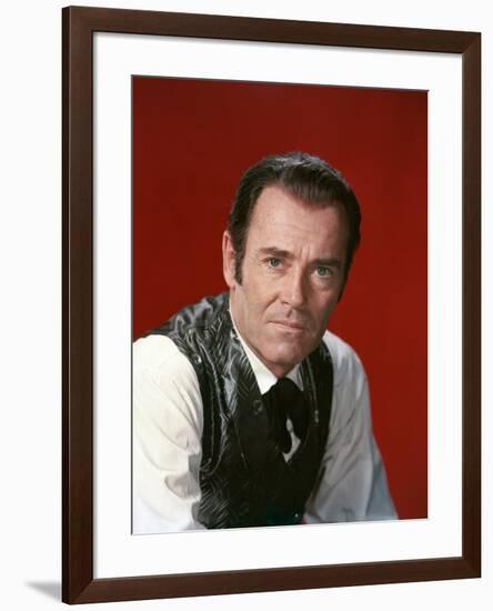 L'Homme aux colts d'or WARLOCK by EdwardDmytryk with Henry Fonda, 1959 (photo)-null-Framed Photo