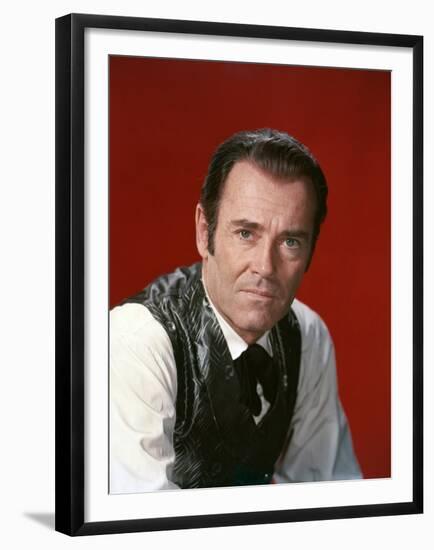 L'Homme aux colts d'or WARLOCK by EdwardDmytryk with Henry Fonda, 1959 (photo)-null-Framed Photo