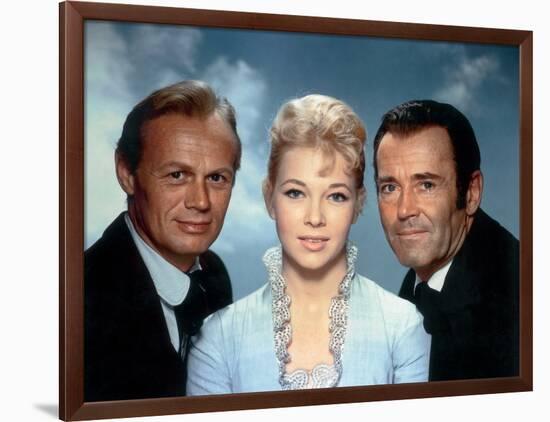 L'Homme aux colts d'or WARLOCK by EdwardDmytryk with Richard Widmark, Dolores Michaels and Henry Fo-null-Framed Photo