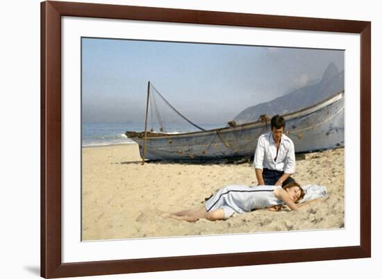 L'homme by Rio by PhilippedeBroca with Francoise Dorleac and Jean-Paul Belmondo, 1964 (photo)-null-Framed Photo