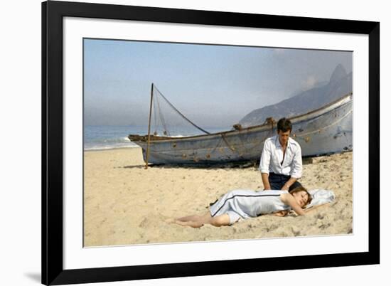 L'homme by Rio by PhilippedeBroca with Francoise Dorleac and Jean-Paul Belmondo, 1964 (photo)-null-Framed Photo