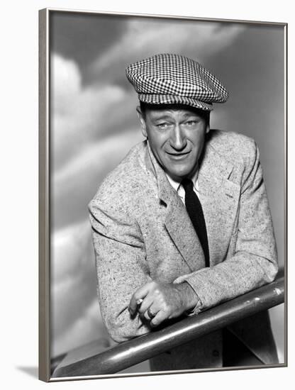 L' Homme Tranquille THE QUIET MAN by JohnFord with John Wayne, 1952 (b/w photo)-null-Framed Photo