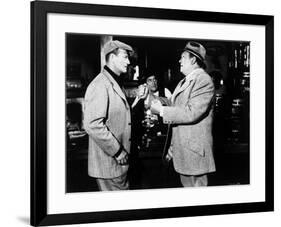 L' Homme Tranquille THE QUIET MAN by JohnFord with John Wayne and Victor McLaglen, 1952 (b/w photo)-null-Framed Photo