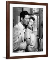 L'ile au complot THE BRIBE by RobertLeonard with Ava Gardner and Robert Taylor, 1949 (b/w photo)-null-Framed Photo