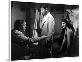 L'ile au complot THE BRIBE by RobertLeonard with Charles Laughton, Ava Gardner and Robert Taylor, 1-null-Framed Photo