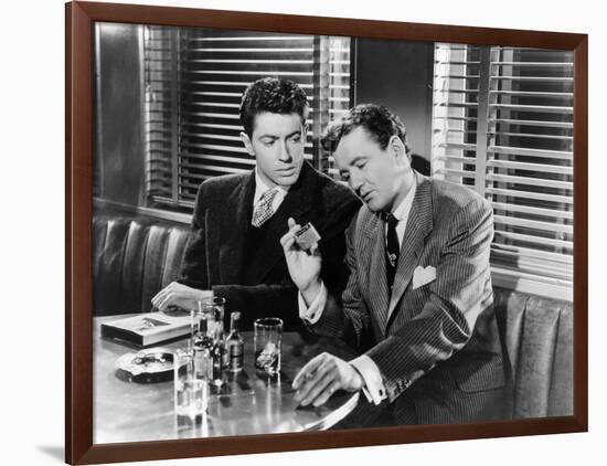 L'Inconnu du Nord-Express STRANGERS ON A TRAIN by AlfredHitchcock with Farley Granger and Robert Wa-null-Framed Photo
