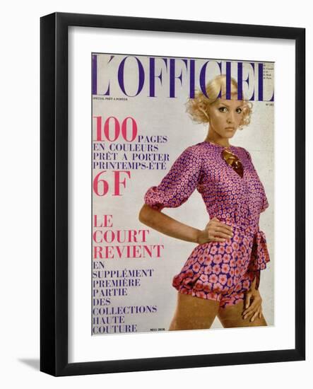 L'Officiel, 1971 - Modèle de Miss Dior Crêpe de Bianchini-Férier Imprimé Rosé Vif et Violet-Roland-Framed Art Print