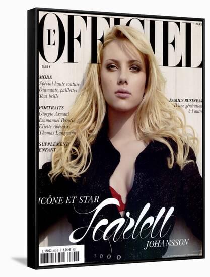 L'Officiel 2005 - Scarlett Johansson Porte un Trench en Soie Noir Pailleté Dior par John Galliano-David Ferma-Framed Stretched Canvas