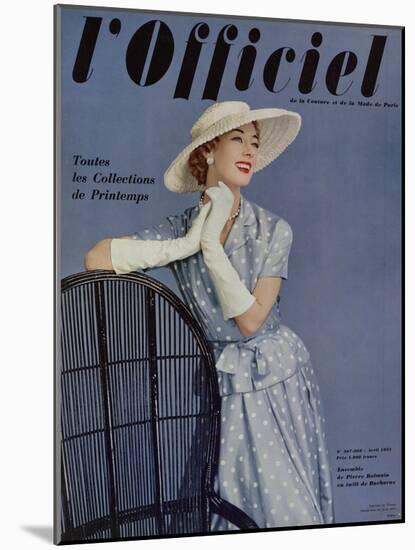 L'Officiel, April 1955 - Ensemble de Pierre Balmain en Twill de Ducharne-Philippe Pottier-Mounted Art Print