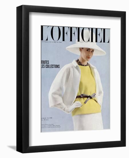 L'Officiel, April 1963 - Tailleur d'André Courrèges-Reichle-Framed Art Print