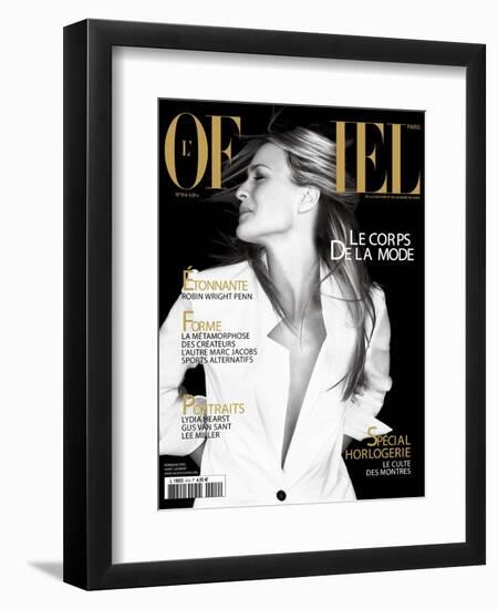 L'Officiel, April 2007 - Robin Wright Penn Porte une Veste Yves Saint Laurent-Daniel Gebbay-Framed Art Print