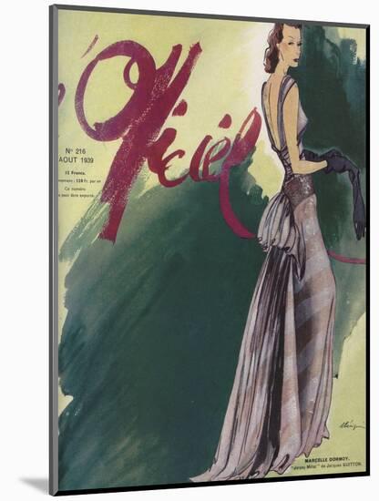 L'Officiel, August 1939 - Marçelle Dormoy-Lbenigni-Mounted Art Print