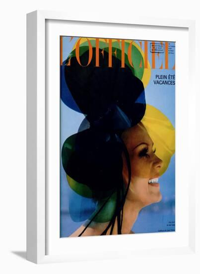 L'Officiel - Coiffure de Jean Patou-null-Framed Art Print