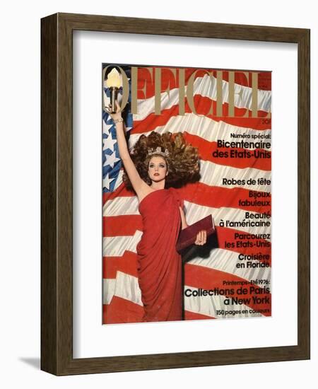 L'Officiel, December 1975 - Robe de Pierre Cardin en Crêpe Rouge d'Abraham, Bijoux de M. Gérard-Patrick Bertrand-Framed Art Print