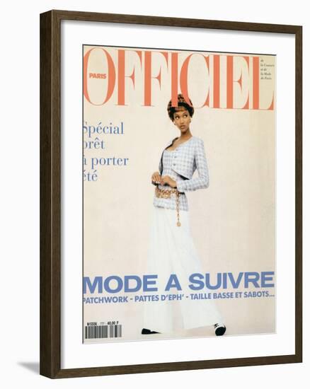 L'Officiel, February 1993 - Chanel: le Tailleur de L'Année Porté Par Tyra-Carlo delia Chiesa-Framed Art Print