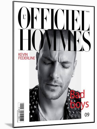 L'Officiel, Hommes August 2007 - Kevin Federline-Milan Vukmirovic-Mounted Art Print