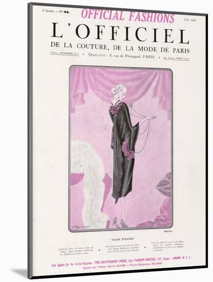 L'Officiel, June 1925 - Fleur Étrange-Drecoll-Mounted Art Print