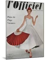 L'Officiel, June 1953 - Robe À Danser de Hubert de Givenchy en Shirting Empesé-Philippe Pottier-Mounted Premium Giclee Print