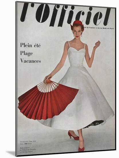 L'Officiel, June 1953 - Robe À Danser de Hubert de Givenchy en Shirting Empesé-Philippe Pottier-Mounted Art Print