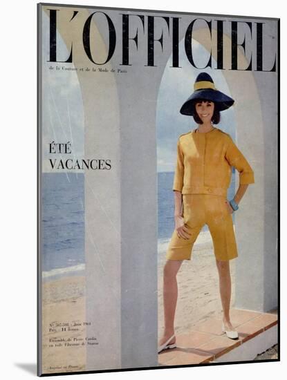 L'Officiel, June 1964 - Ensemble de Pierre Cardin en Toile Fibranne de Staron-Philippe Pottier-Mounted Art Print