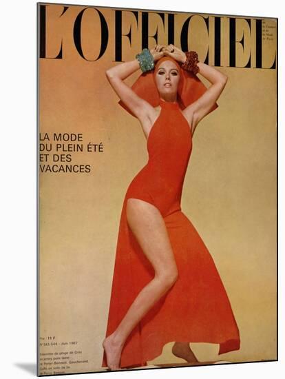 L'Officiel, June 1967 - Ensemble de Plage de Grès-Guégan-Mounted Art Print