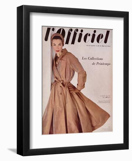 L'Officiel, March 1952 - Manteau de Christian Dior en Surah Chantung de Staron-Philippe Pottier-Framed Art Print