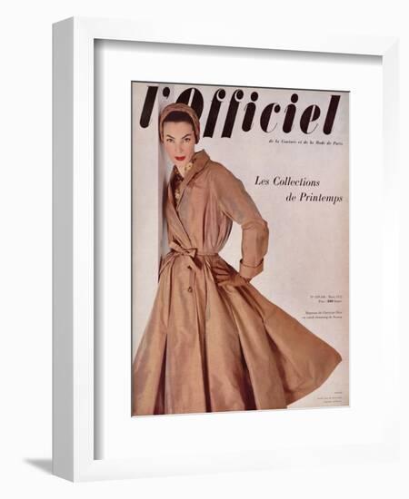 L'Officiel, March 1952 - Manteau de Christian Dior en Surah Chantung de Staron-Philippe Pottier-Framed Art Print