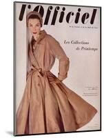 L'Officiel, March 1952 - Manteau de Christian Dior en Surah Chantung de Staron-Philippe Pottier-Mounted Art Print