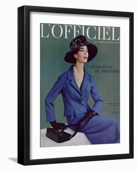 L'Officiel, March 1957 - Tailleur de Pierre Balmain en Cheviotte Poncho de Labbey-Philippe Pottier-Framed Art Print