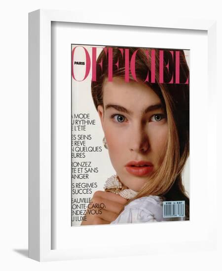 L'Officiel, May 1989 - Chemise Légère de Claude Montana-Jonathan Lennard-Framed Art Print