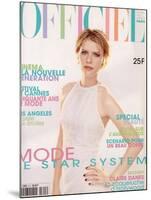 L'Officiel, May 1997 - Claire Danes en Chanel Boutique, Robe en Panne de Velours Blanche Irisée-Firooz Zahedi-Mounted Art Print