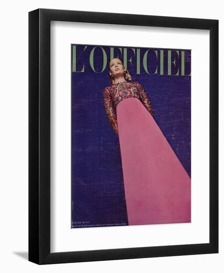 L'Officiel - Robe du Soir de Saint-Laurent en Faille de Soie d'Abraham Broderie de Rébé-Guégan-Framed Art Print