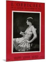 L'Officiel, September 1926 - Mlle Falconetti en Martial & Armand-G. L. Manuel Frères-Mounted Art Print