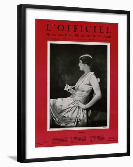 L'Officiel, September 1926 - Mlle Falconetti en Martial & Armand-G. L. Manuel Frères-Framed Art Print