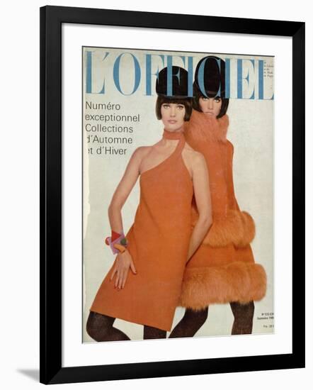 L'Officiel, September 1966 - Manteau et Robe de Pierre Cardin-Guégan-Framed Art Print