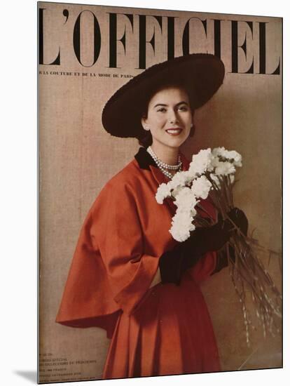 L'Officiel, Special Issue - Ensemble de Christian Dior-Philippe Pottier-Mounted Art Print