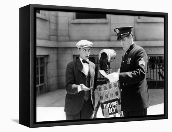 L'Operateur The Cameraman by EdwardSedgwick with Buster Keaton, 1928 Film muet --- Silent movie (b/-null-Framed Stretched Canvas