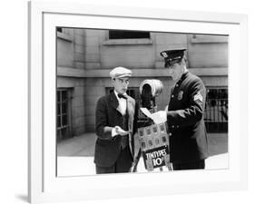 L'Operateur The Cameraman by EdwardSedgwick with Buster Keaton, 1928 Film muet --- Silent movie (b/-null-Framed Photo