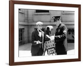 L'Operateur The Cameraman by EdwardSedgwick with Buster Keaton, 1928 Film muet --- Silent movie (b/-null-Framed Photo