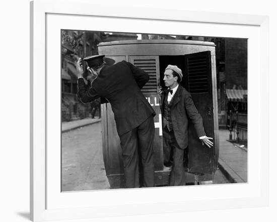 L'Operateur The Cameraman by EdwardSedgwick with Buster Keaton, 1928 Film muet --- Silent movie (b/-null-Framed Photo