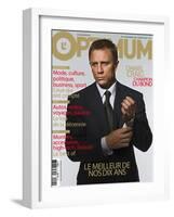 L'Optimum, December 2006-January 2007 - Daniel Craig Est Habillé Par Brioni, Montre Omega-null-Framed Art Print