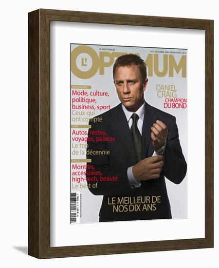 L'Optimum, December 2006-January 2007 - Daniel Craig Est Habillé Par Brioni, Montre Omega-null-Framed Art Print