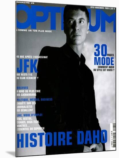 L'Optimum, November 2003 - etienne Daho, en Total Look Hedi Slimane pour Dior-Matthias Vriens-Mounted Art Print
