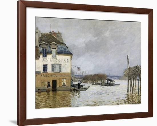 La barque pendant l'inondation à Port-Marly-Alfred Sisley-Framed Giclee Print