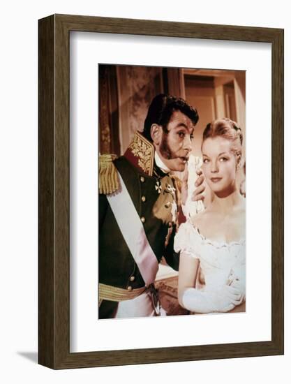 LA BELLE and L'EMPEREUR, 1959 par Axel von Ambesser with Jean Claude Pascal and Romy Schneider (pho-null-Framed Photo