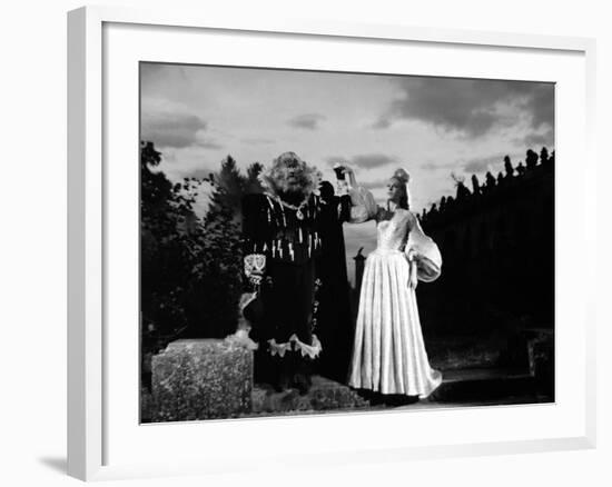 La Belle and la Bete by JeanCocteau with Josette Day and Jean Marais, 1946 (b/w photo)-null-Framed Photo